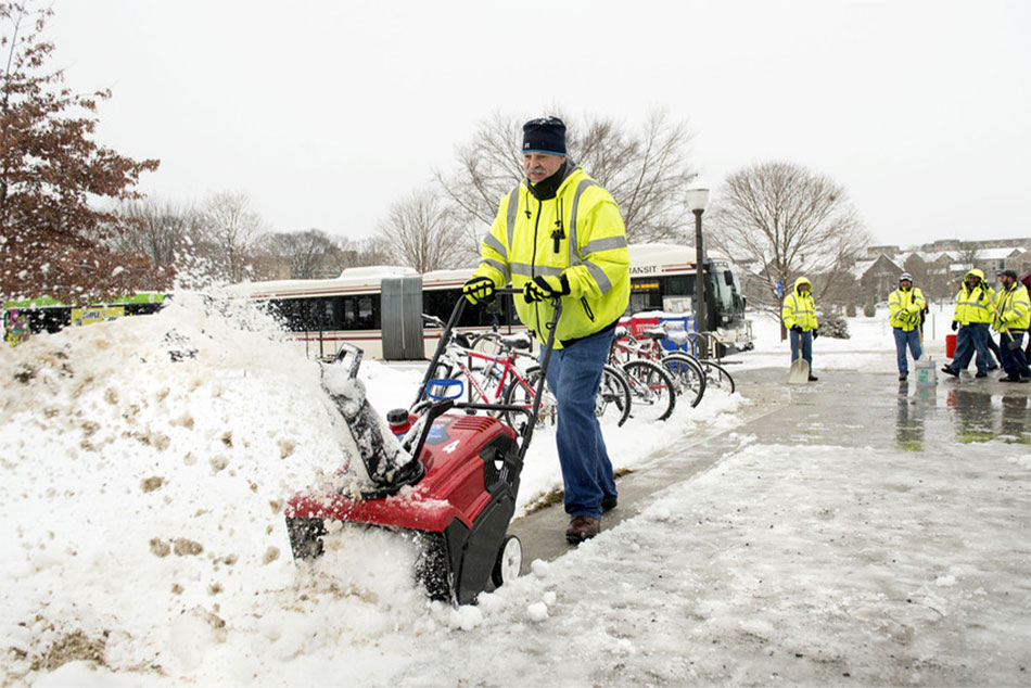 snow removal at Virginia Tech