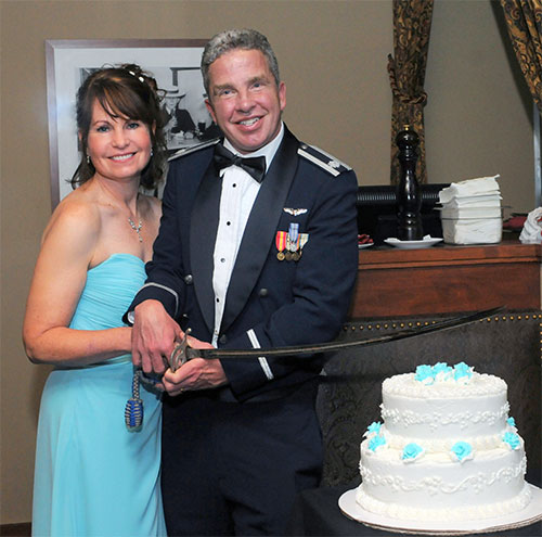 Terri Haduk-Murphy '85 and Lt. Col. John Murphy